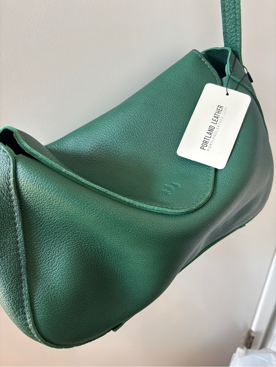 Portland Leather Handbags - Portland Leather Goods Bacalar Neruda medium